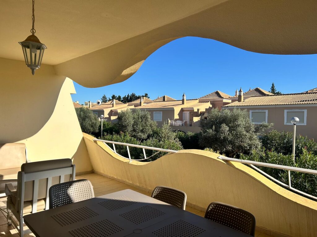 Excelente Apartamento T2 para Venda em Vilamoura (TRUST IMOBILIARIA)