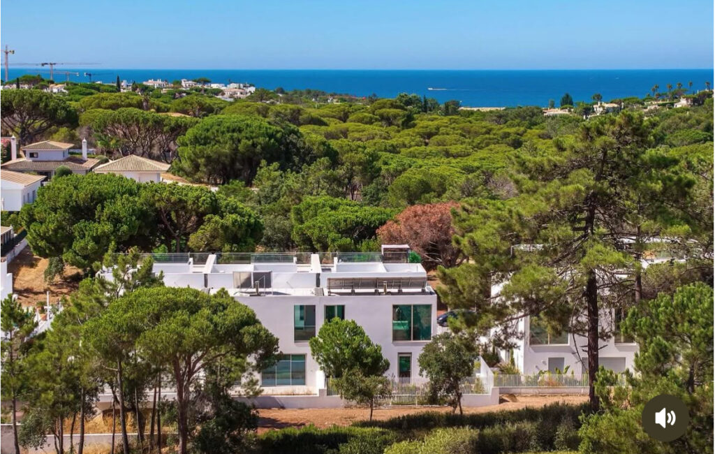 Fantástica Moradia T3 com piscina para Venda em Vale do Lobo, Algarve (Trust Imobiliária)